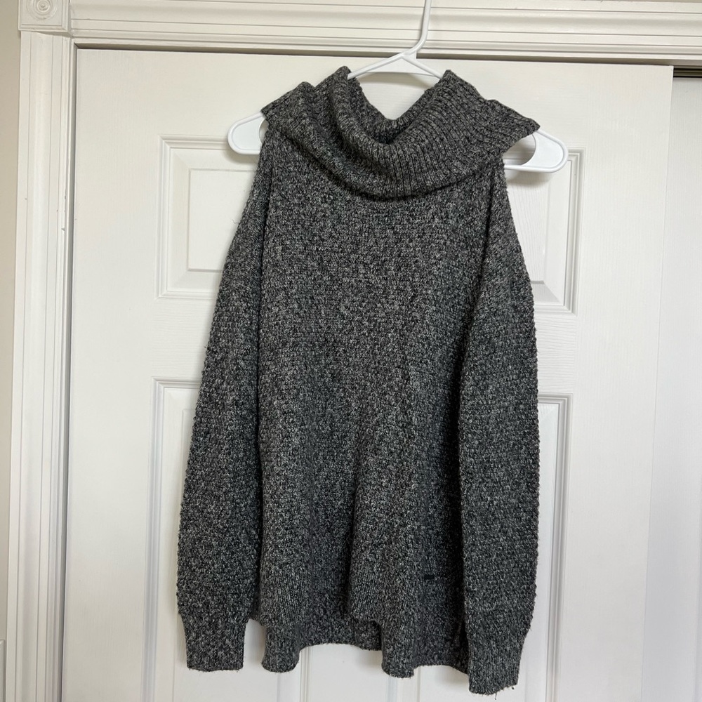Hollister Cutout Shoulder Turtleneck Sweater
